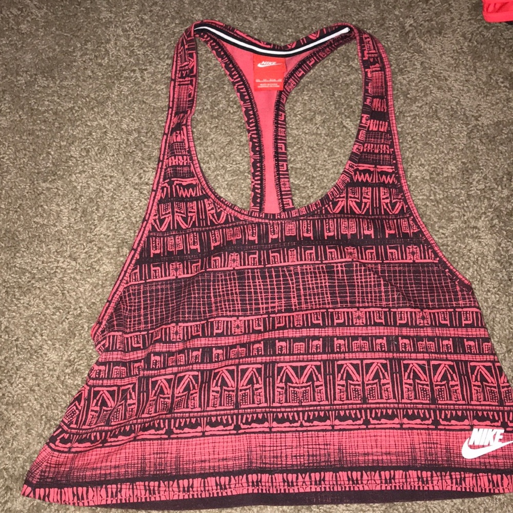 Nike crop workout tank